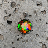 斑彩太阳花吊坠